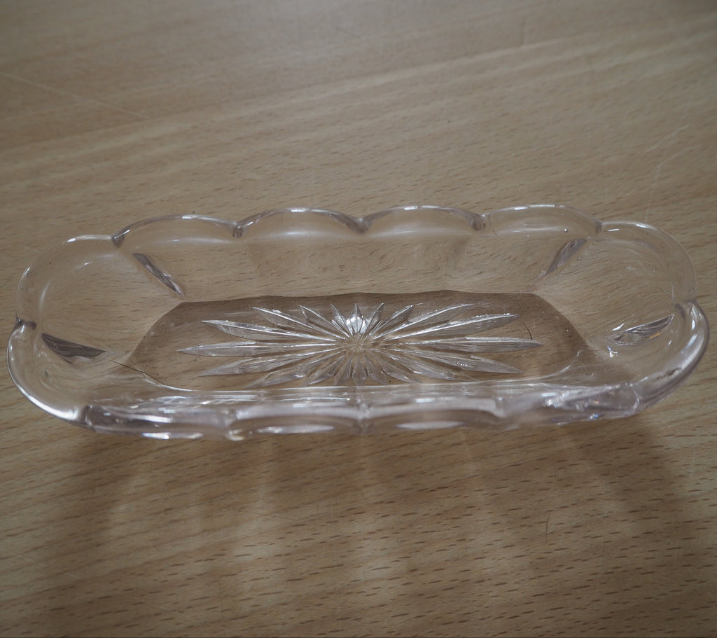Oval saltkar
