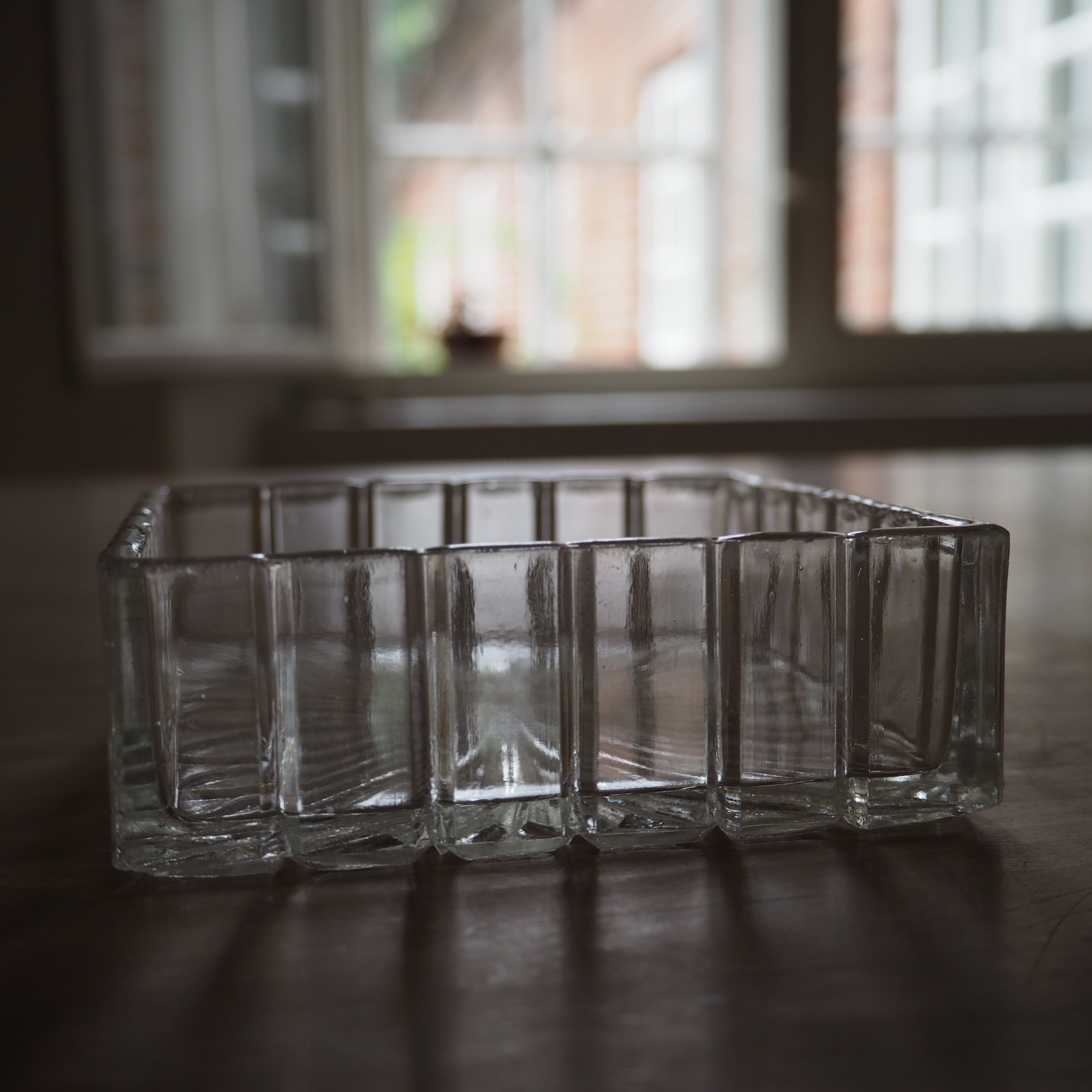 Kvadratisk glasskål