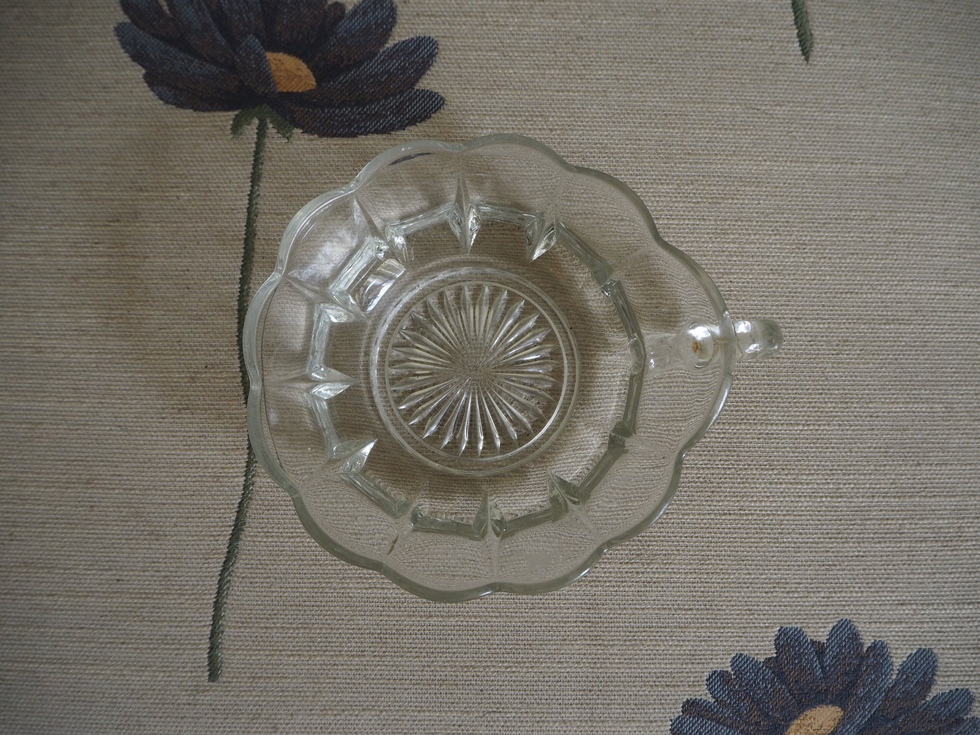 Glasskål m. hank