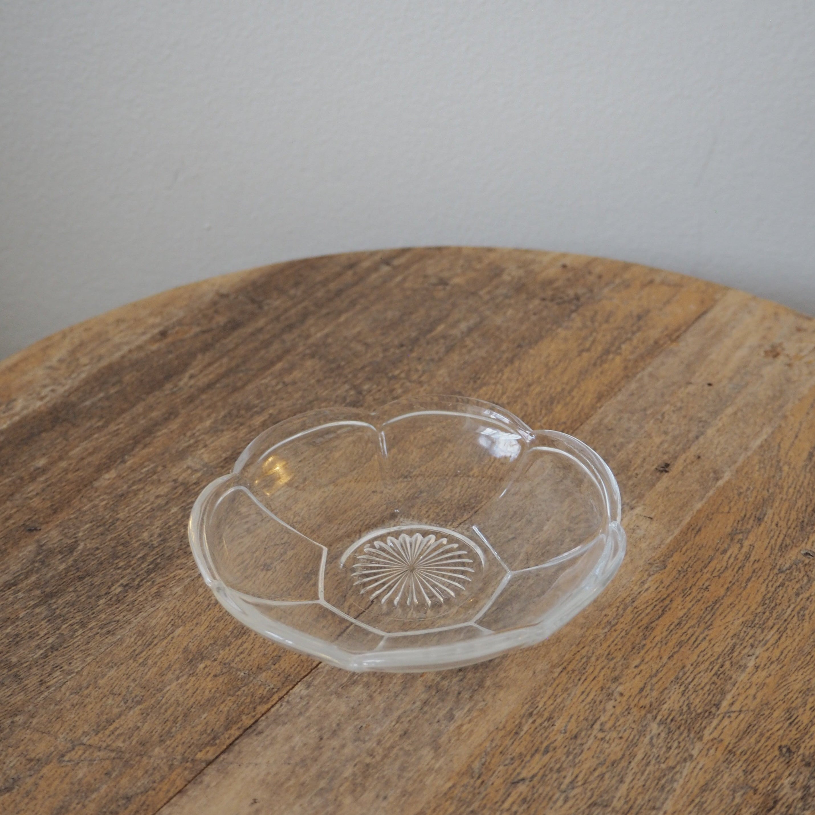 Glas smørskål