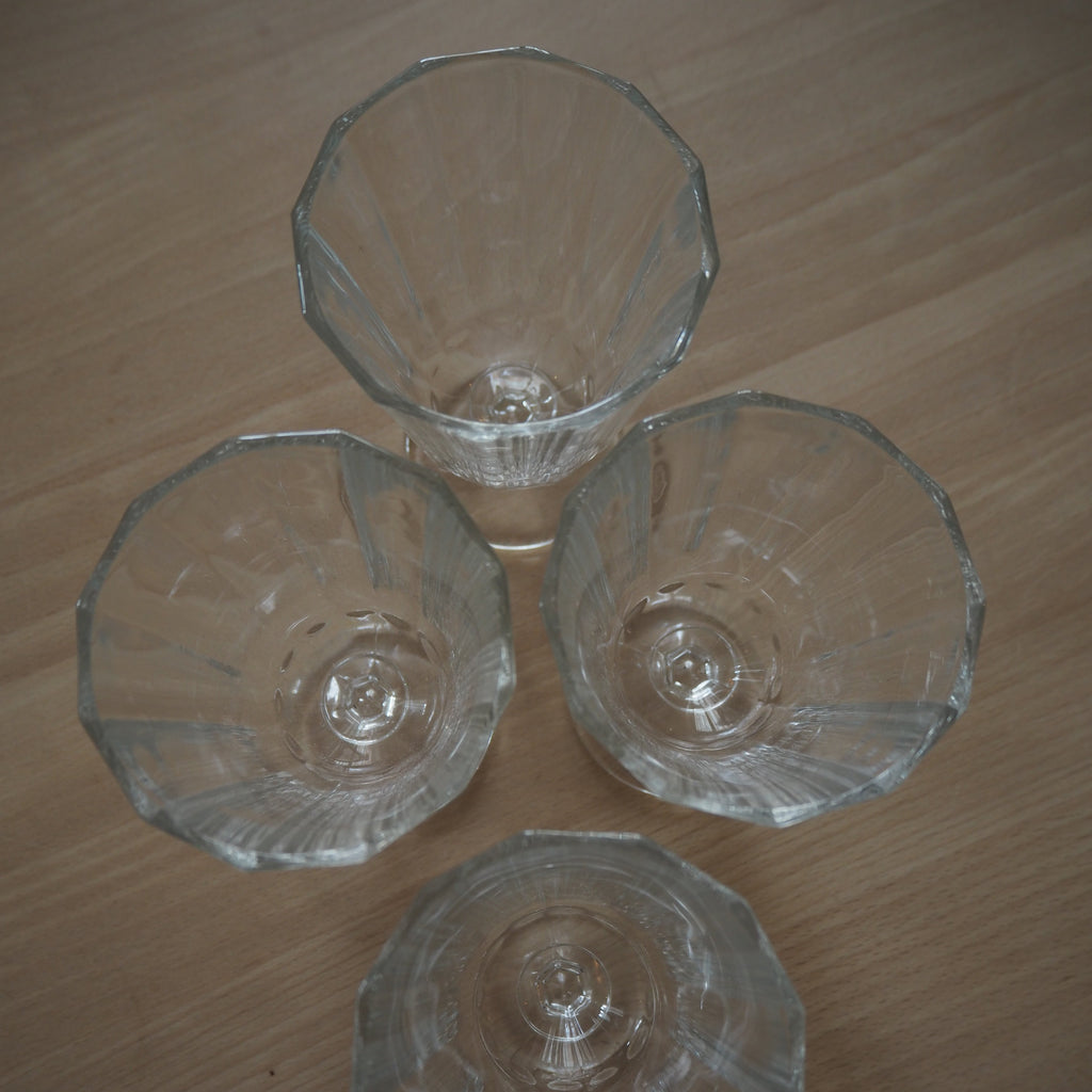 Vinglas m. rillet sider