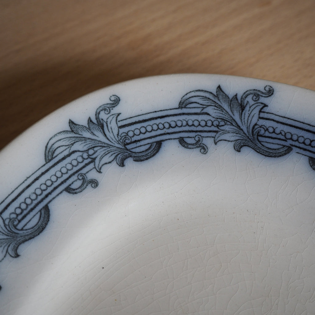 Tysk antik Villeroy & Boch fad