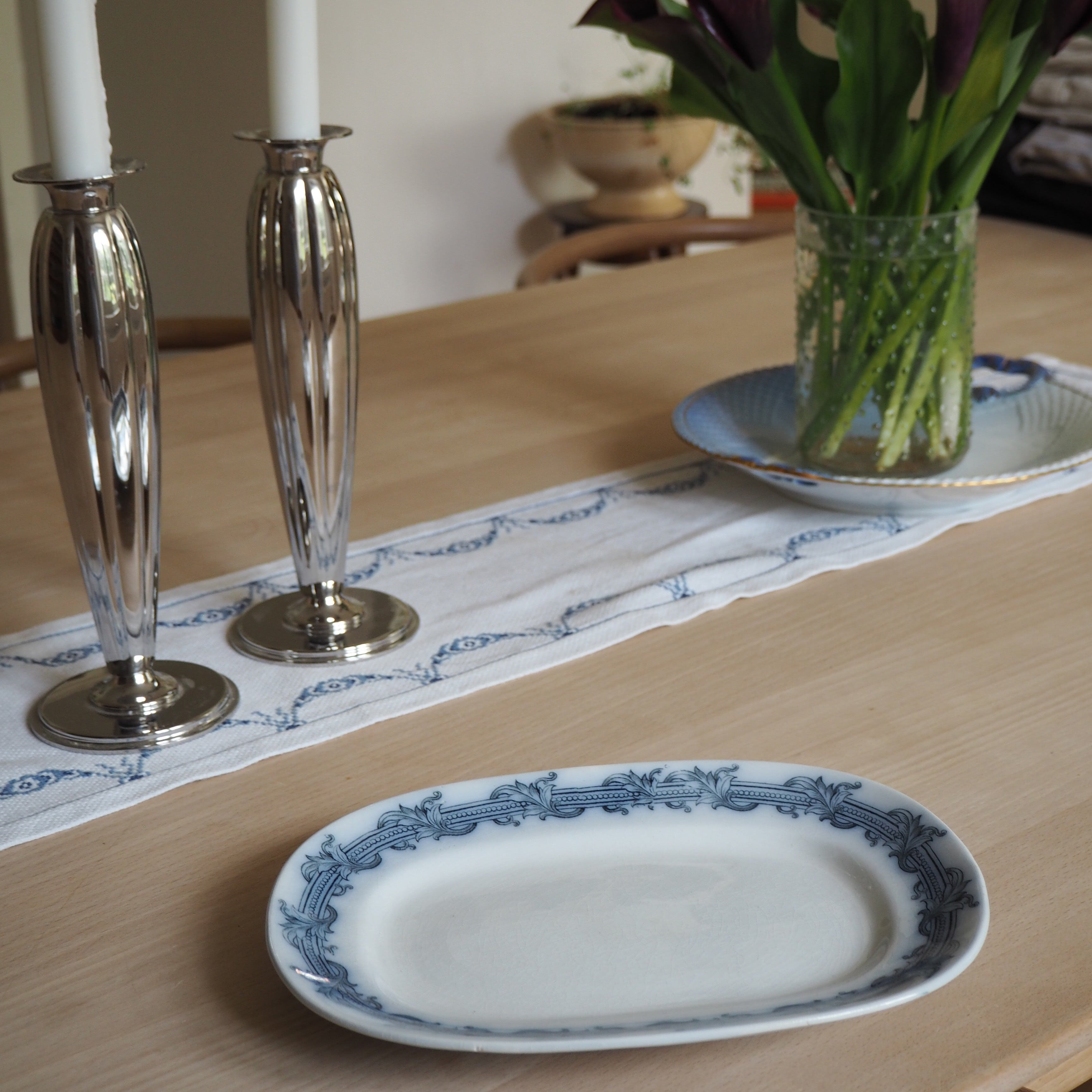 Tysk antik Villeroy & Boch fad
