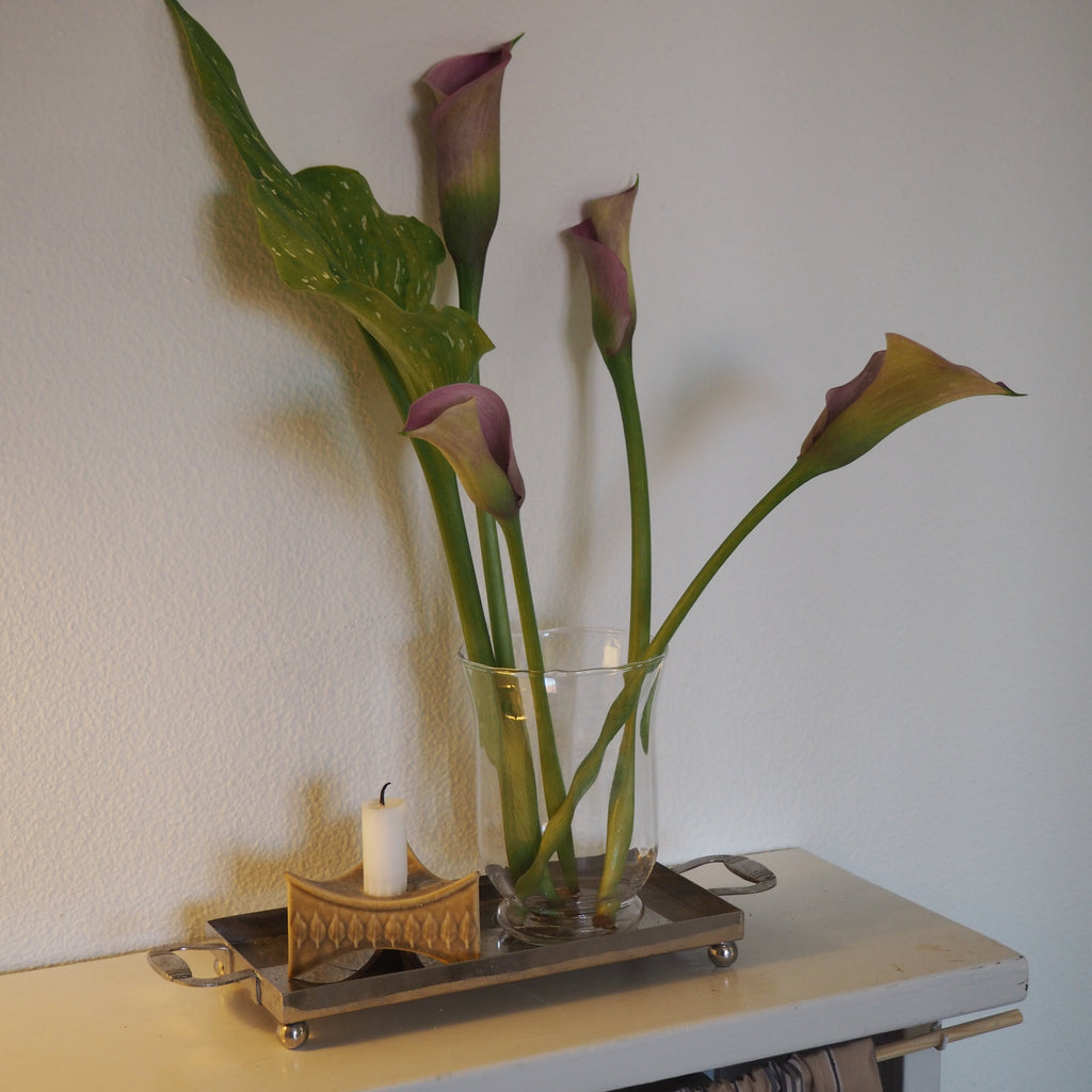 Vase m. bred munding og rillet kant