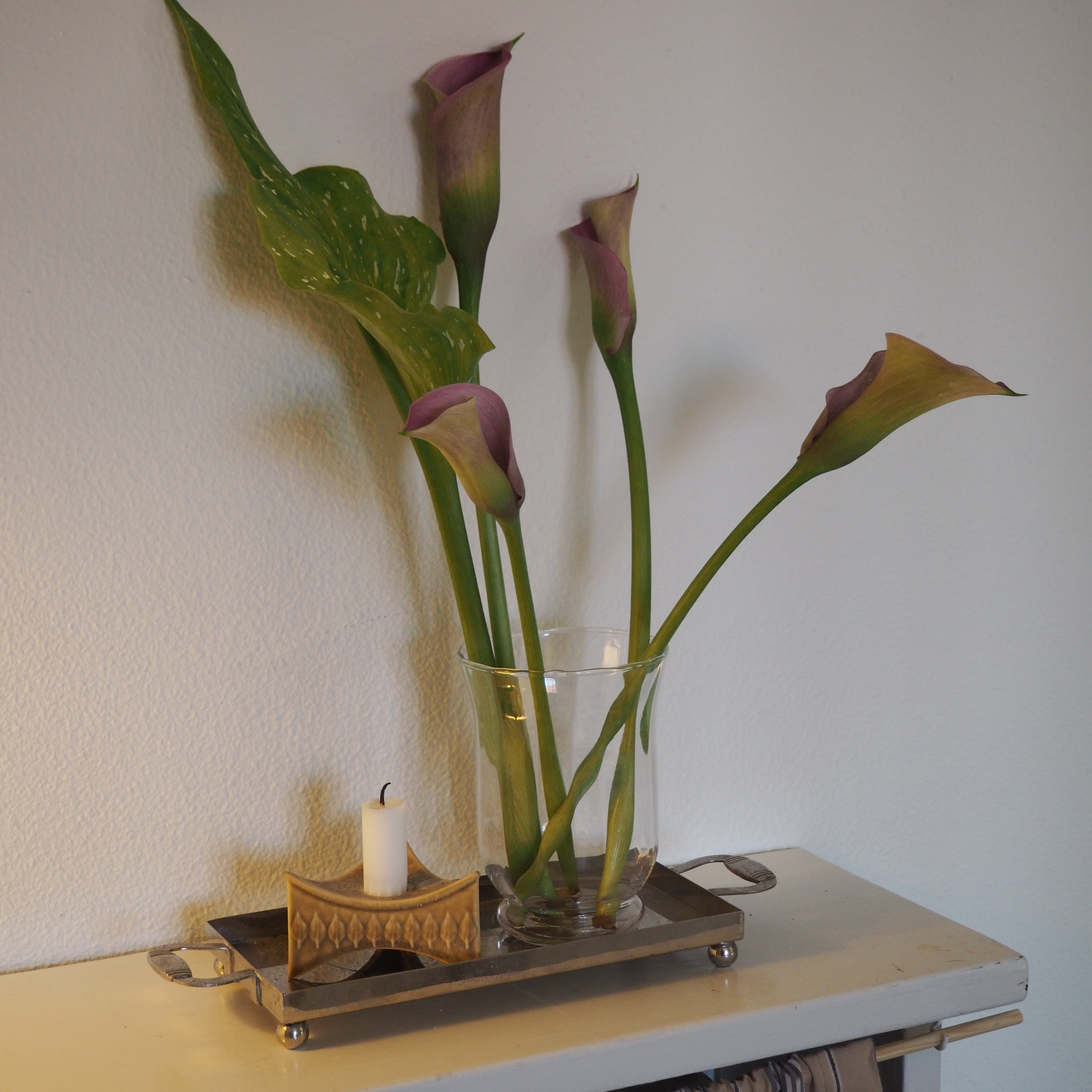 Vase m. bred munding og rillet kant