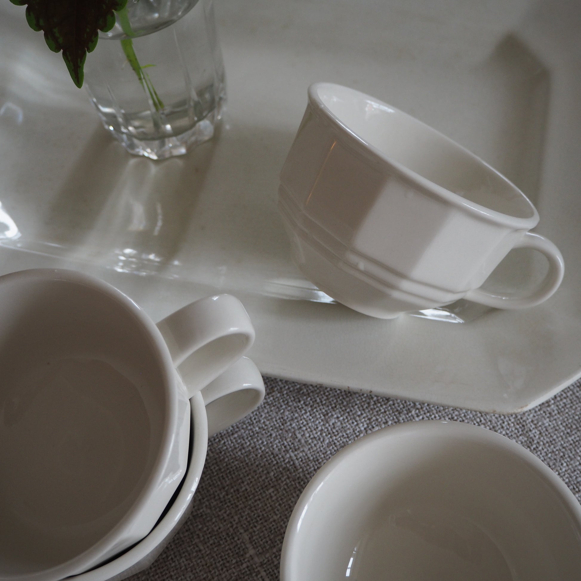 Råhvide kaffekopper