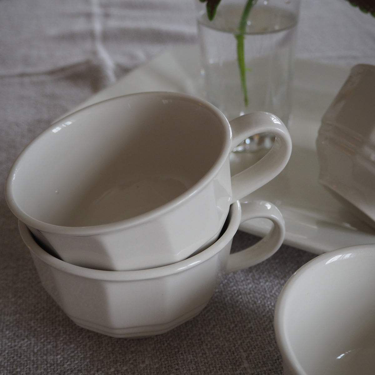 Råhvide kaffekopper
